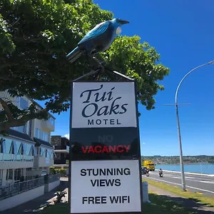 Tui Oaks Taupo